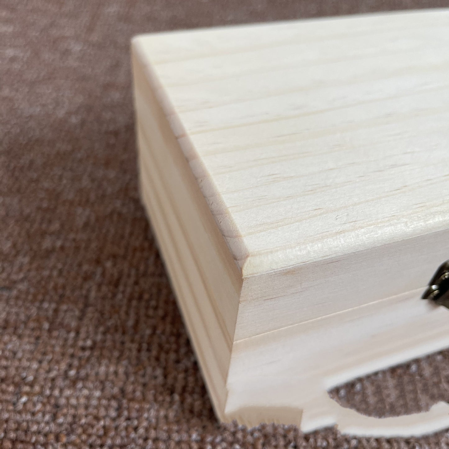 Custom Wooden Square Pine Essential Oil Storage Bag